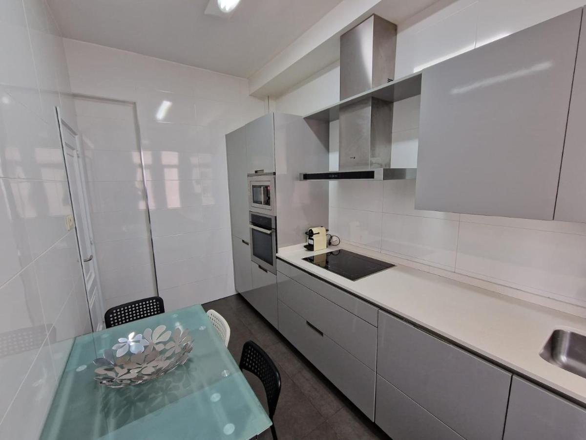 Appartement Amplio y céntrico piso con patio. à La Corogne Extérieur photo